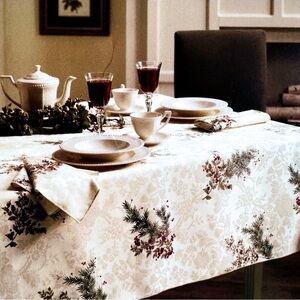 Elegant Floral Cream Tablecloth